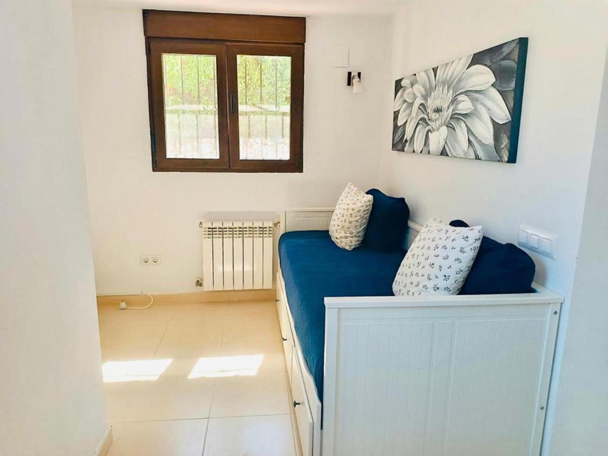 1-Bed Apartment Close To Moraira Town Centre Exterior foto